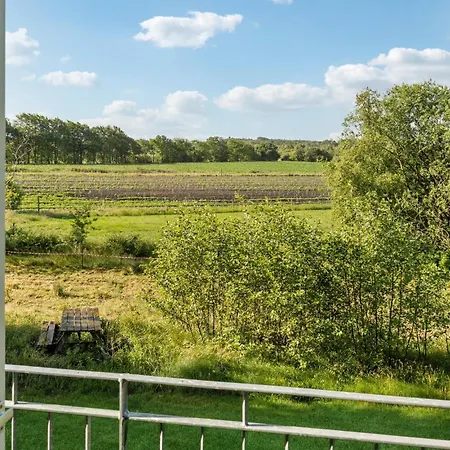 2 Bedroom Awesome In Feriehus *