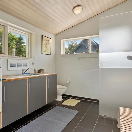 Beautiful In With Kitchen *